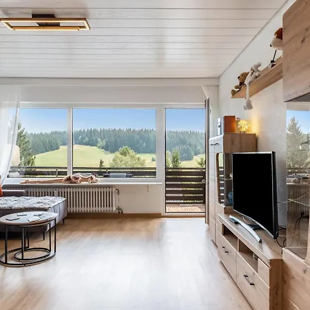 Vacation In Apartment *